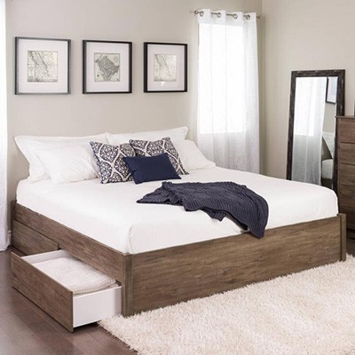 Select Drifted Gray King 4-Post Platform Bed with 4 Drawers