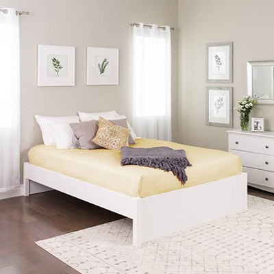 Select White Queen 4-Post Platform Bed